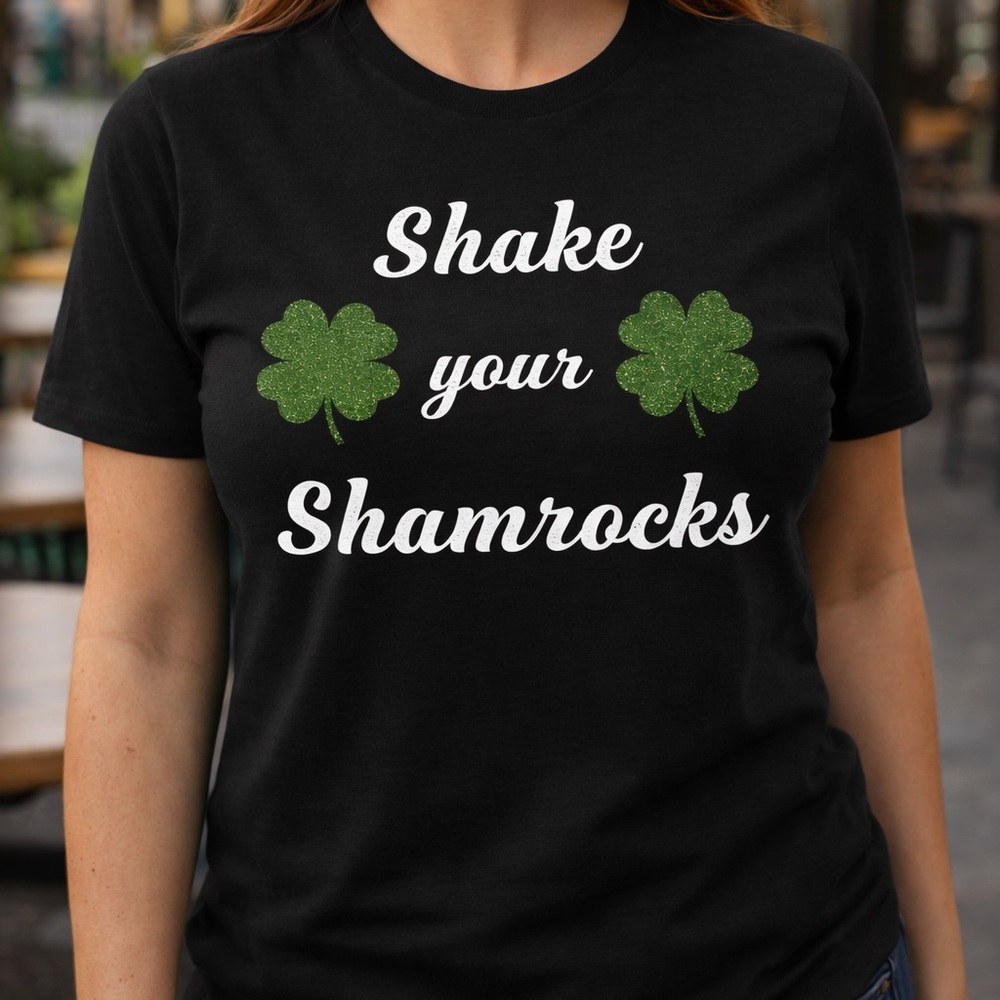 Shake Your Shamrocks St Patrick’s Day T-Shirt Gildan Black Graphic‎ Tee Unisex